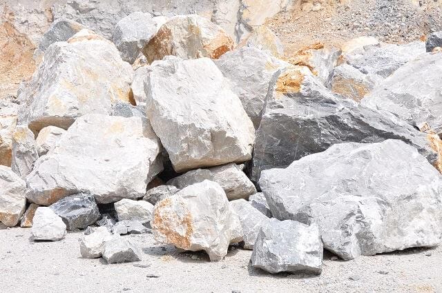 الحجر الجيري: تعريفه، استخداماته، أنواعه، أماكن تواجده